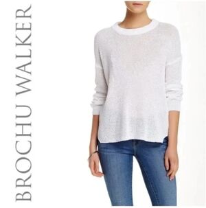 Brochu Walker Womens Classic White Crew Neck Sweater XS Chic Preppy Style Scp435
